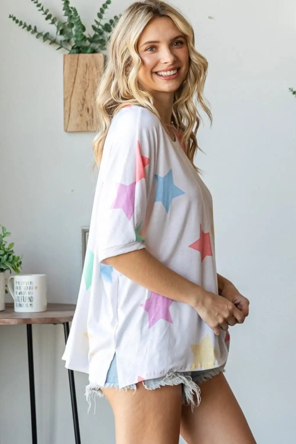 Star Print Tee - Soft & Comfy - Women's Casual Short Sleeve