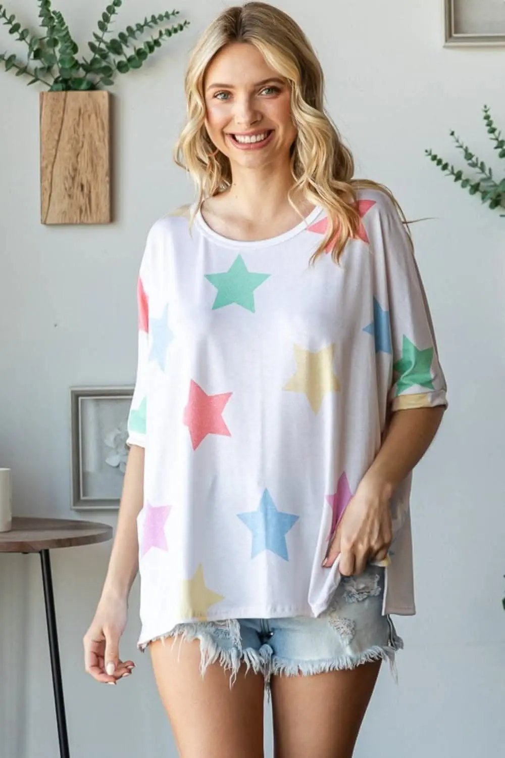 Star Print Tee - Soft & Comfy - Women's Casual Short Sleeve