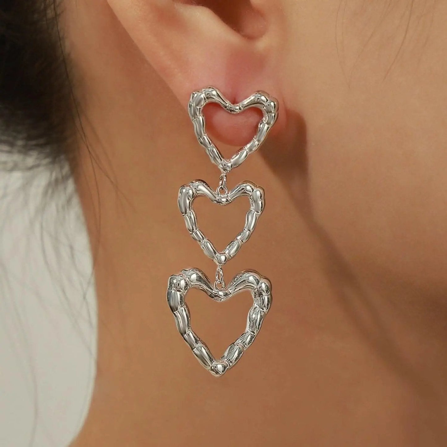 Trendsi just arrived - Heart-shaped titanium earrings