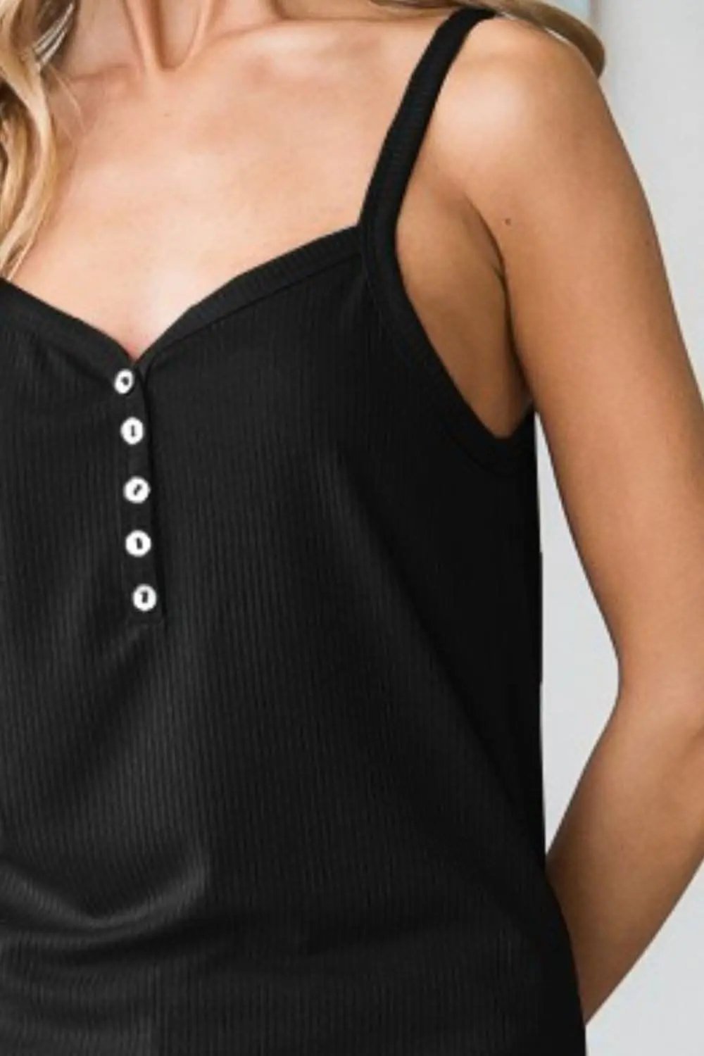 Trendsi Heimish quarter button ribbed cami
