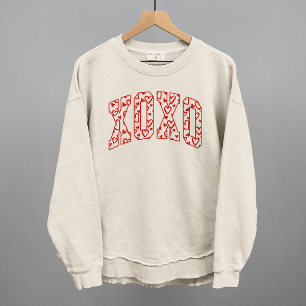 XOXO Arch + Hearts