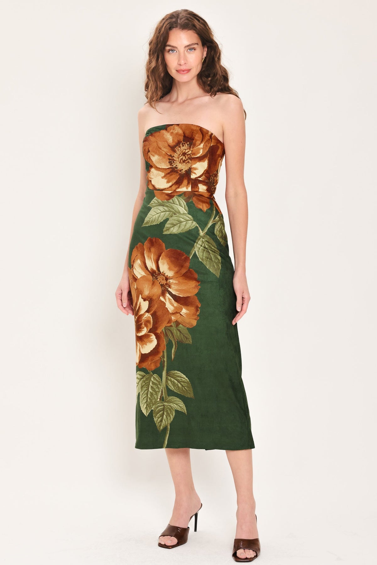 EVERGREEN ENCHANTMENT HUNTER GREEN TUBE MIDI DRESS