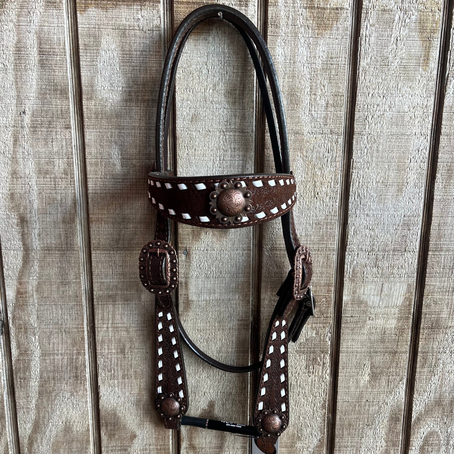 White Buckstitch | Double J