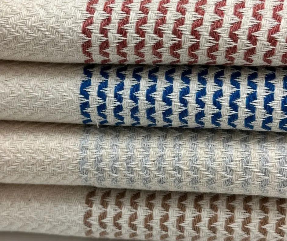Turkish Hand Towel - Natural & Absorbent - Dotty Pattern