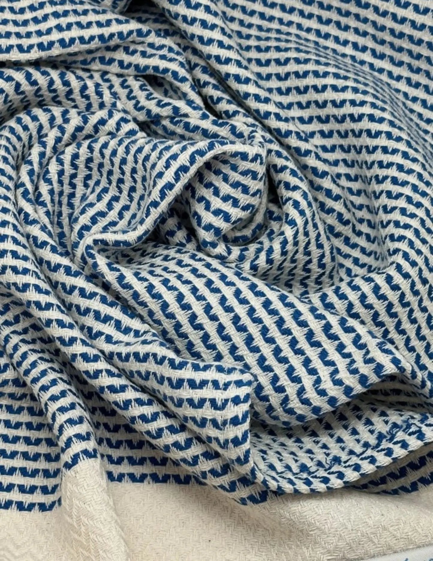 Turkish Hand Towel - Natural & Absorbent - Dotty Pattern