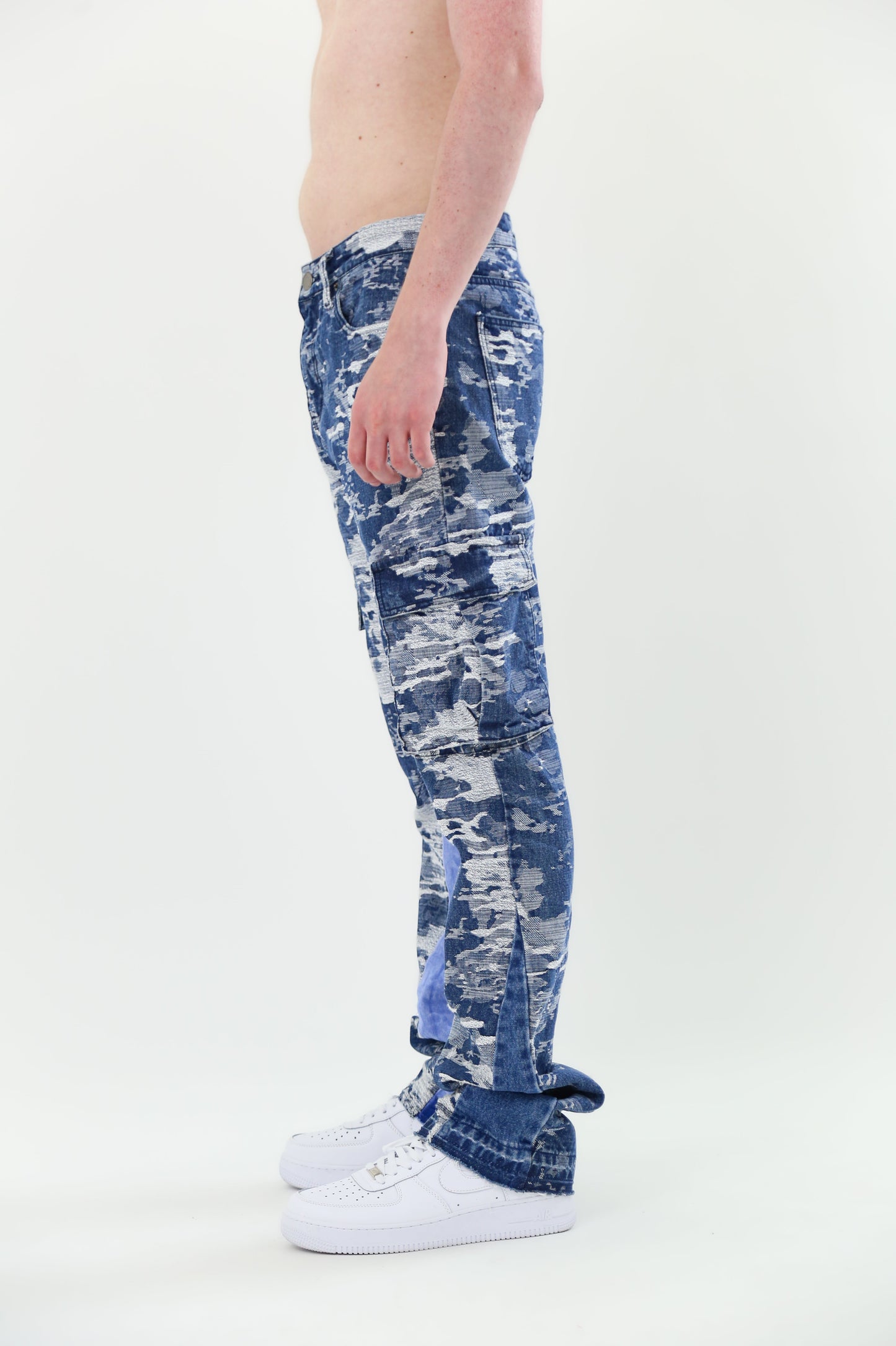 AJS695 BLUE CARGO JACQUARD STACKED JEANS