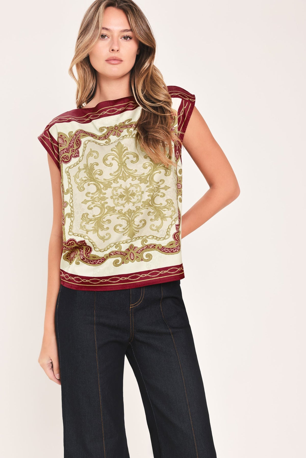 VINTAGE VINE BURGUNDY PRINTED WIDE-NECK TOP