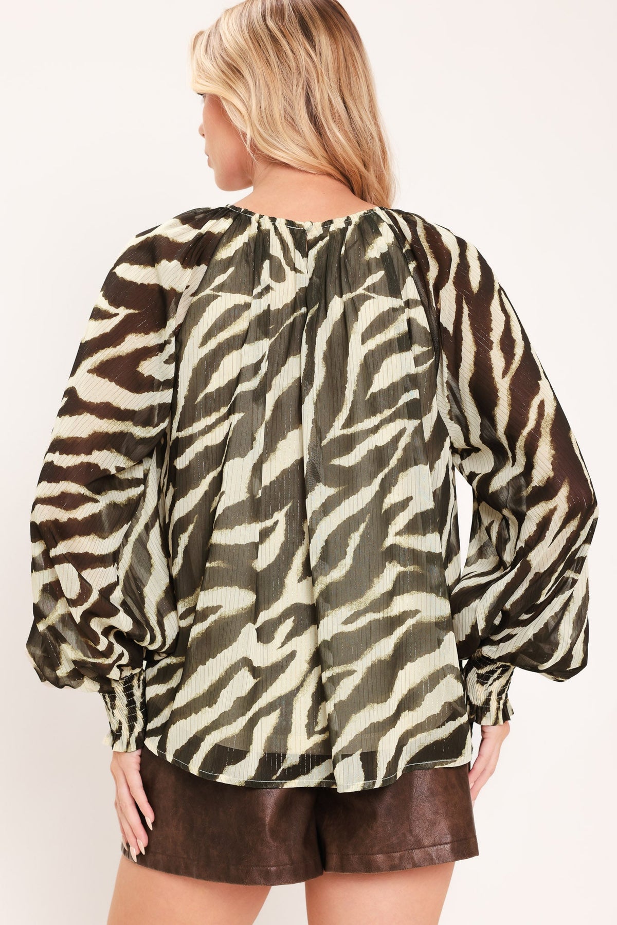 ESPRESSO ZEBRA DRIFT WOVEN TOP