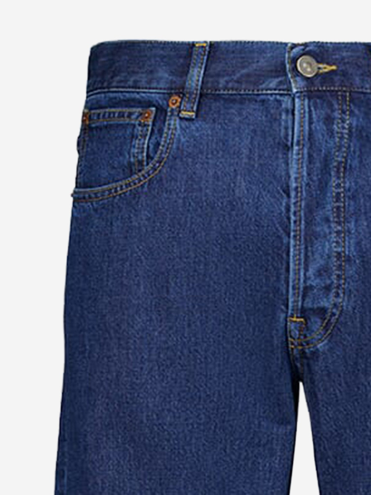 Straight Jeans in Dark Rinse with V Detail