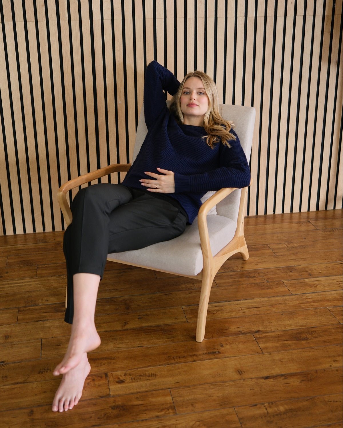 Button-Shoulder Maternity & Nursing Sweater w/Thumbhole Feature