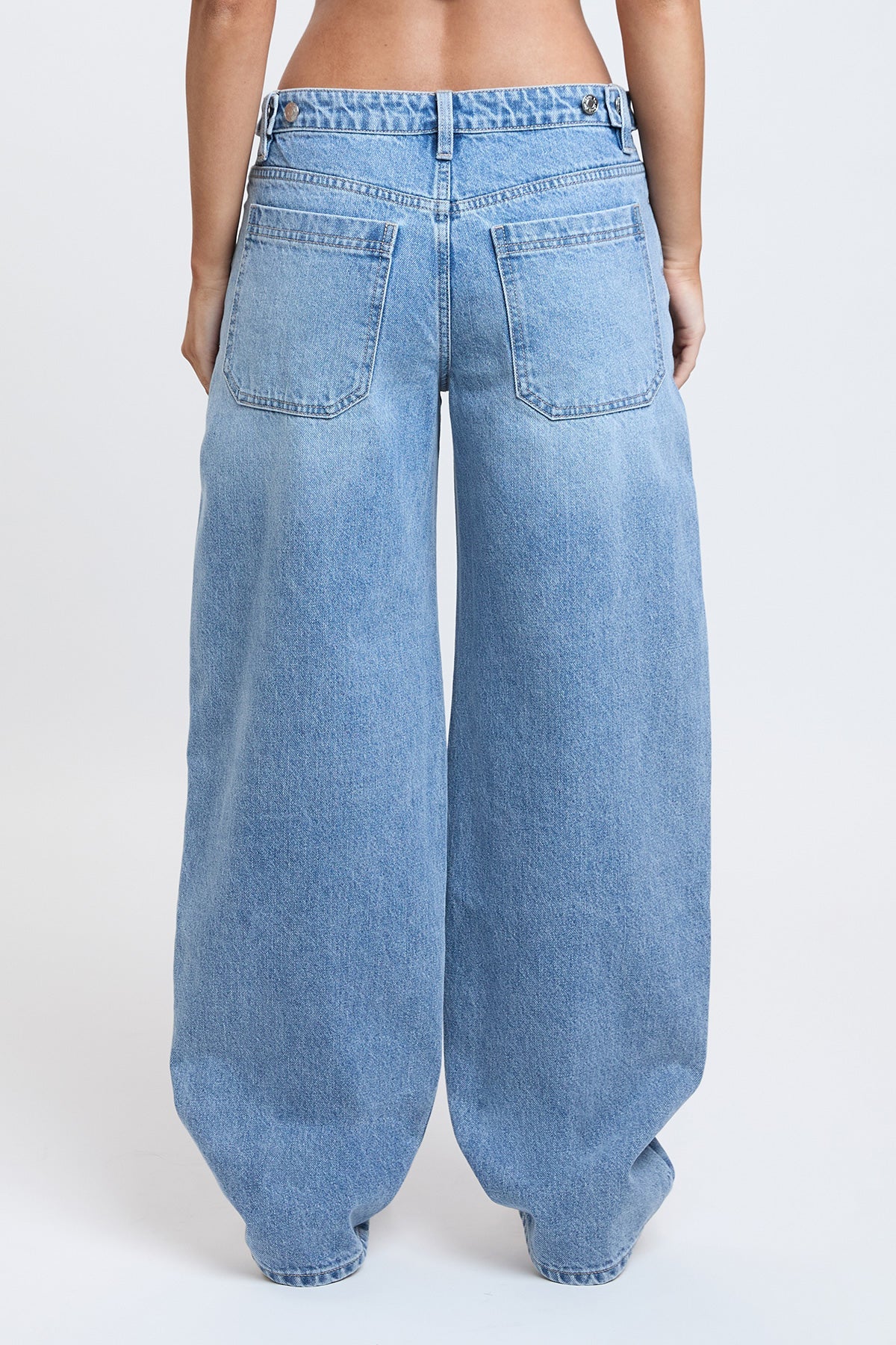 Women's Moto Relaxed Rise Baggy Barrel Jeans with Seam Detail