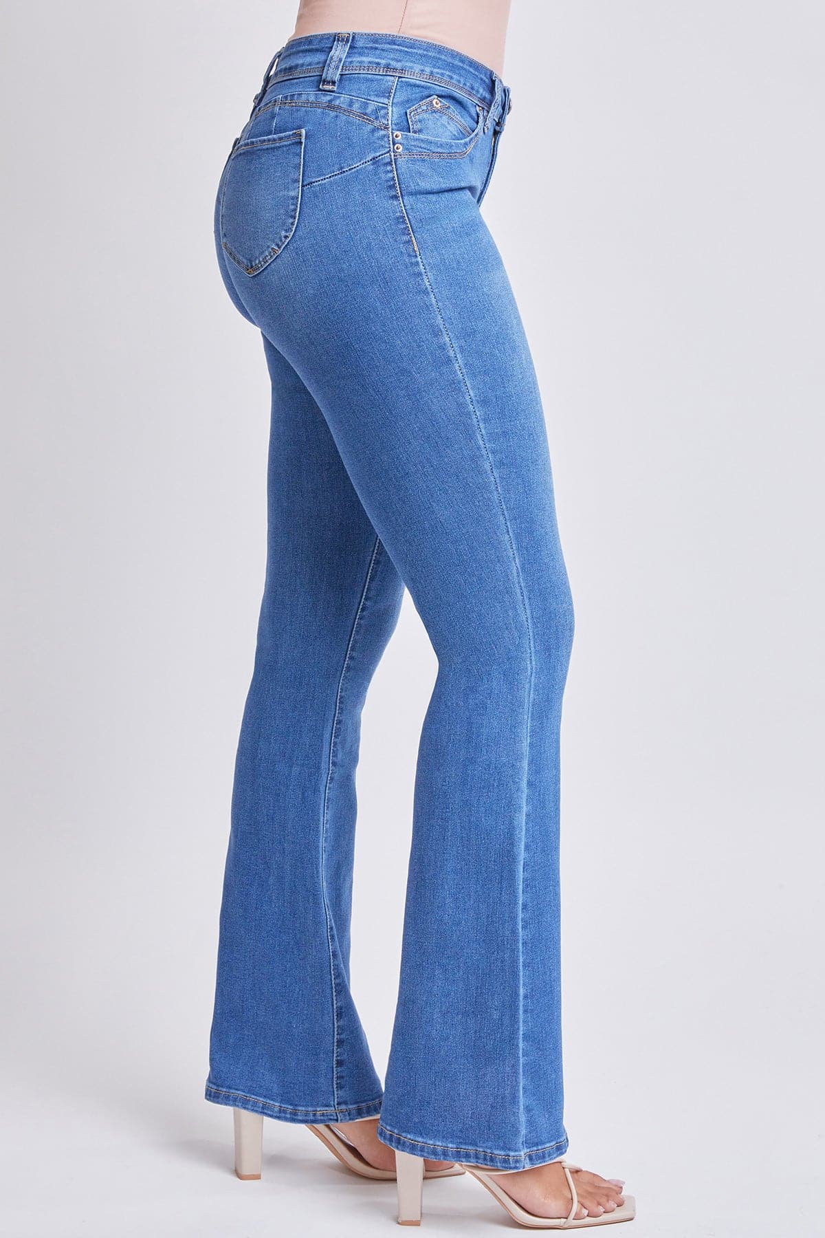 Women’s WannaBettaButt  Sustainable  Low Rise Flare Jeans