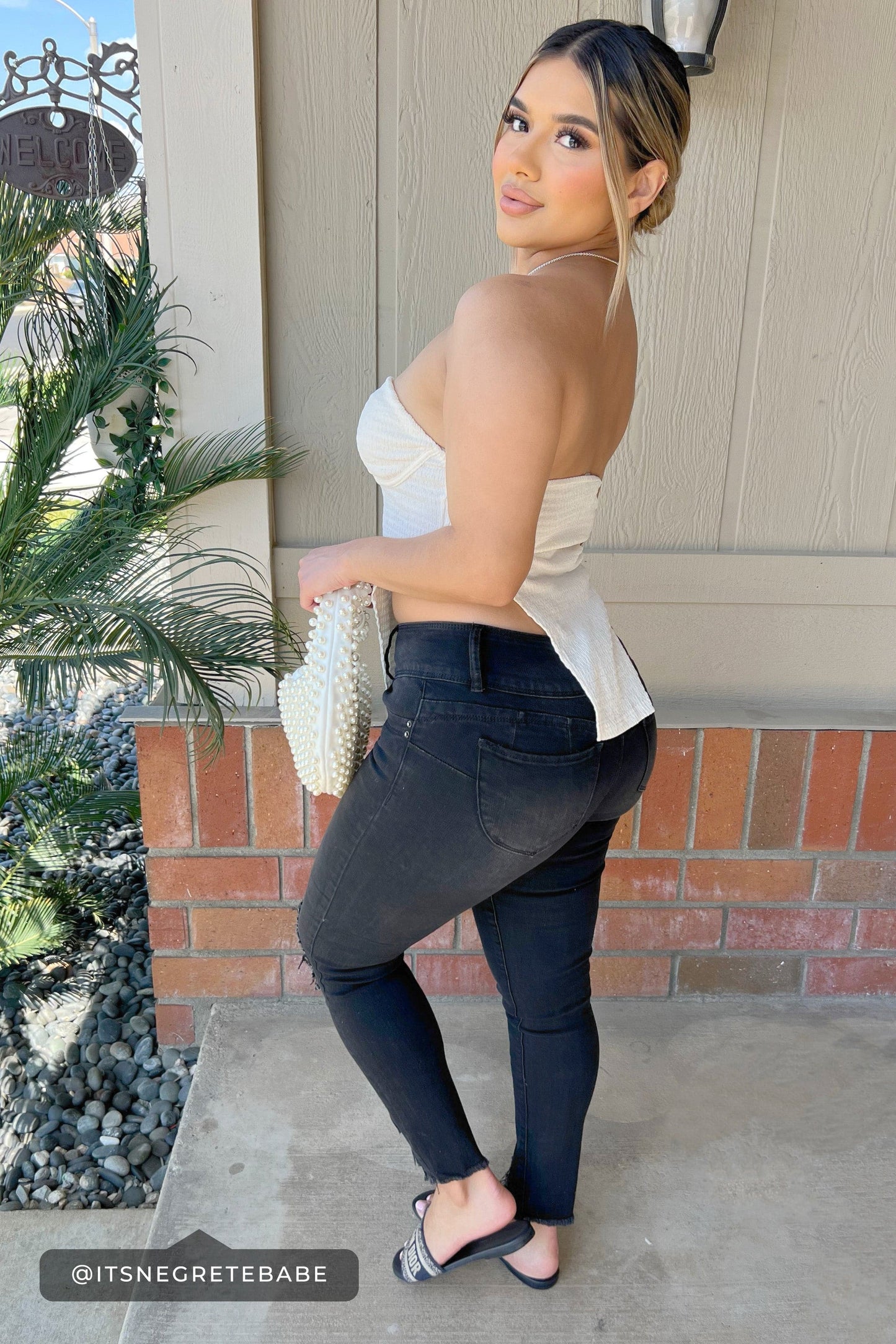 Women's Sustainable WannaBettaButt Ankle Jeans