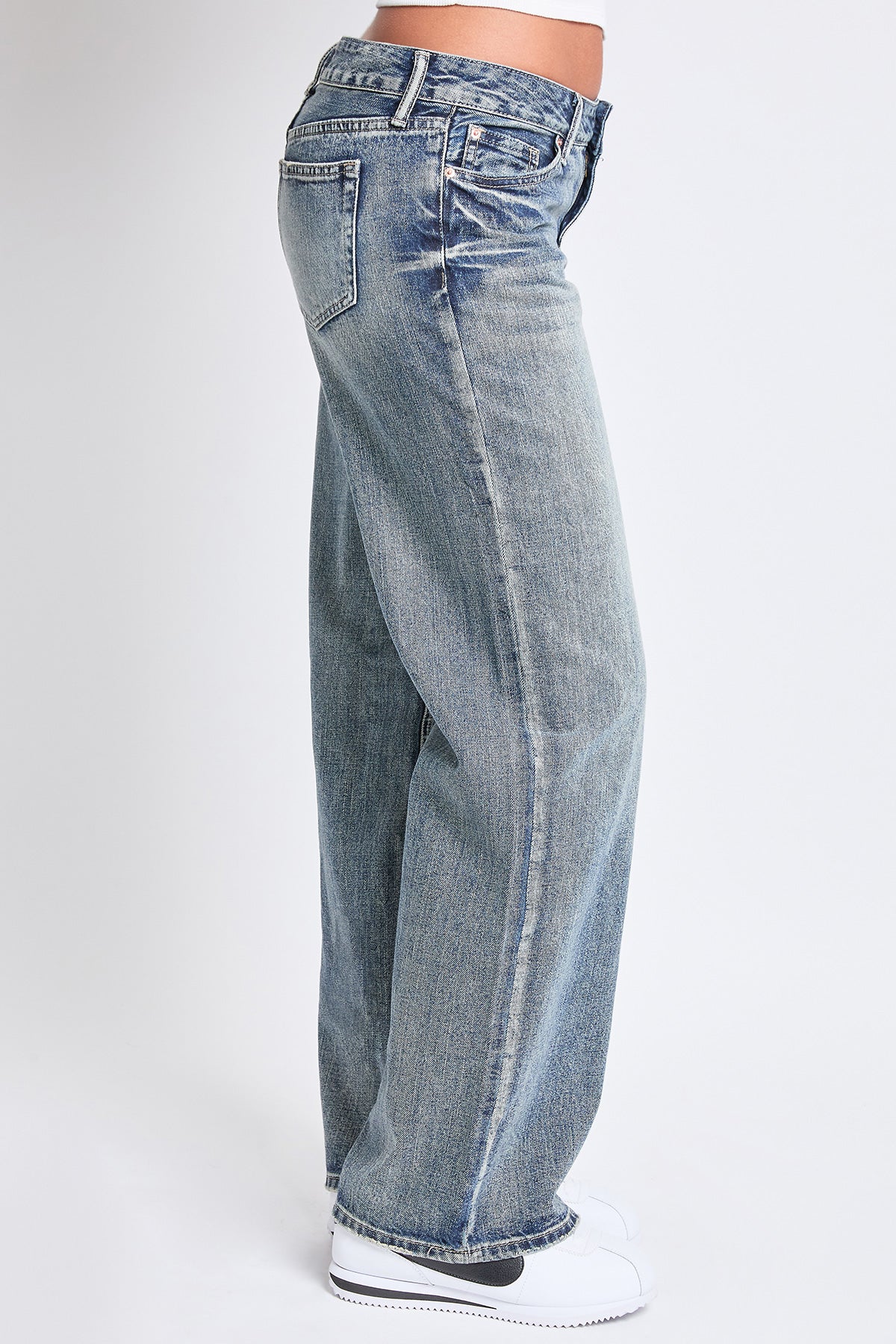 Women's Wide Leg Low Rise Rigid Jeans