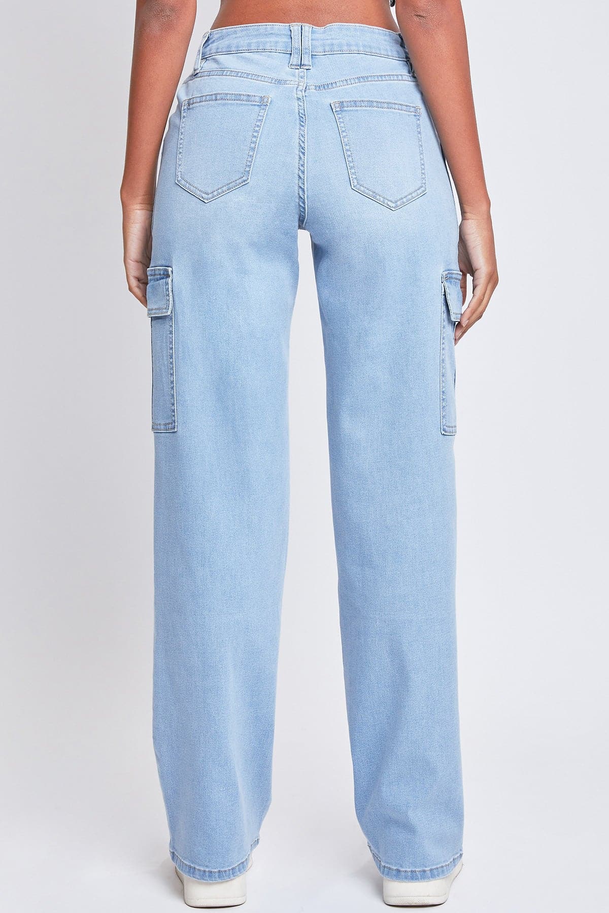 Women's Low Rise Relaxed Cargo Jeans