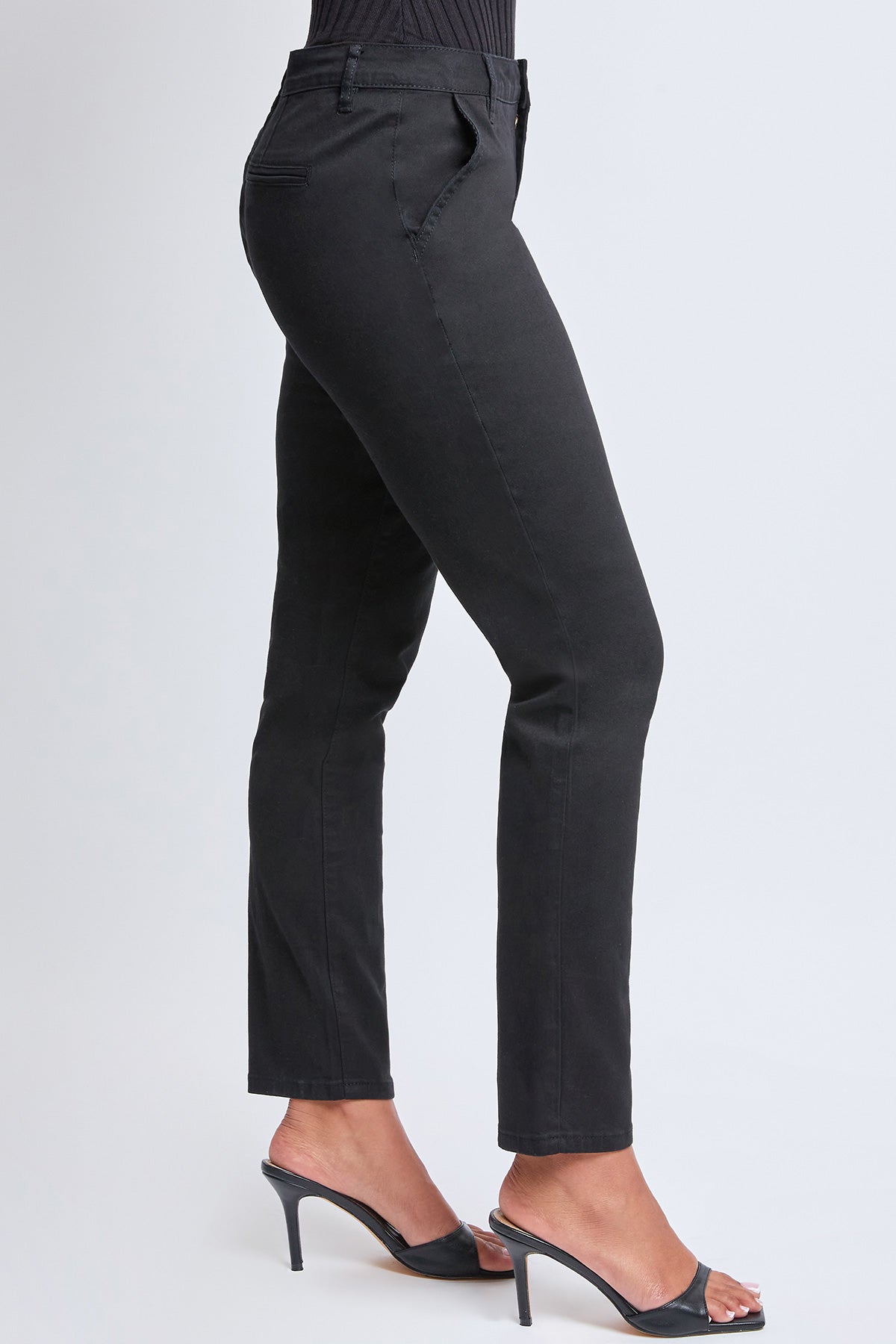 Women's Slim Mid Rise Straight  Twill Pant