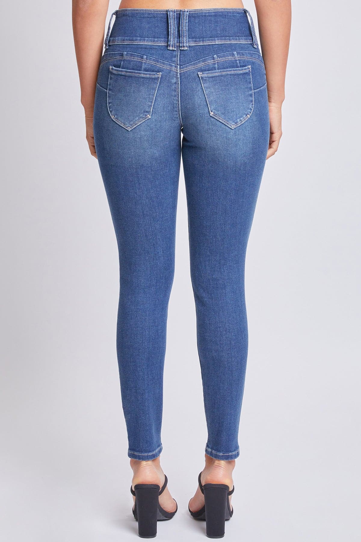 Women’s WannaBettaButt Sustainable Skinny Jeans