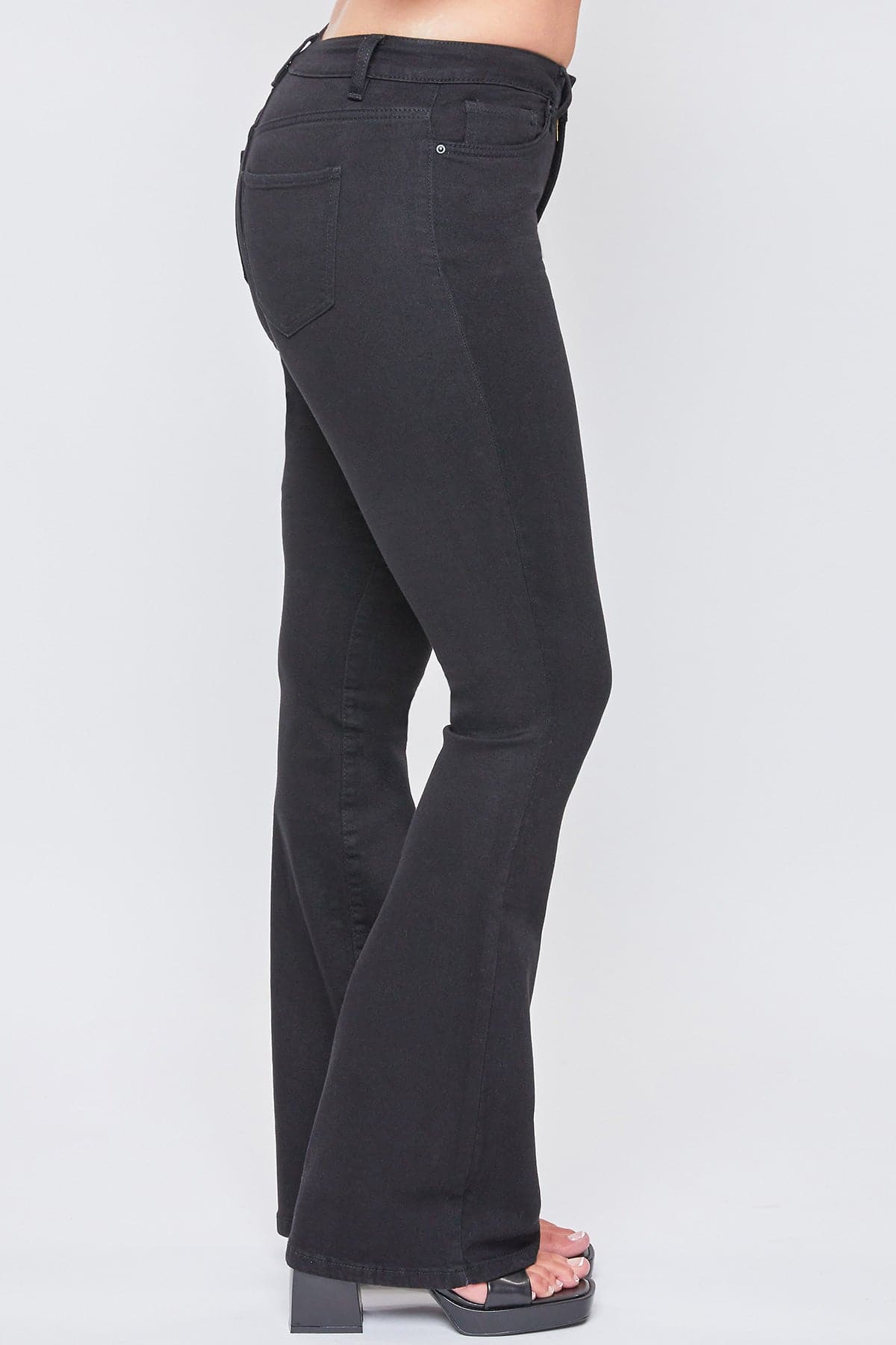 Women's Essential Flare Jeans