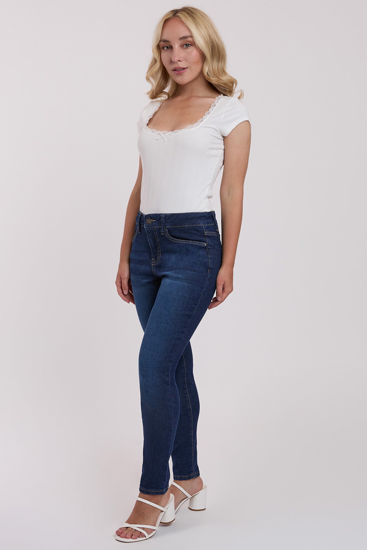 Women's Petite Sustainable High Rise Skinny Jeans