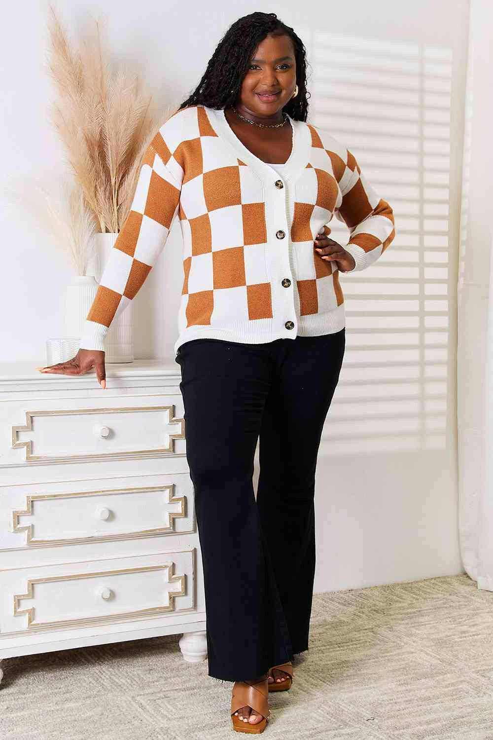 Cardigan - Plush Oversized V-Neck - Cozy Knit Sweater