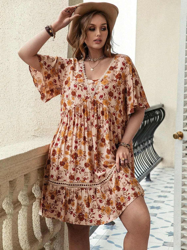 Trendsi Floral Lace Dress Women's Plus Size Party Dress - Elegant & Flattering