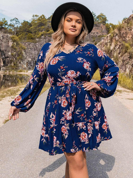 Trendsi Plus size v-neck long sleeve dress