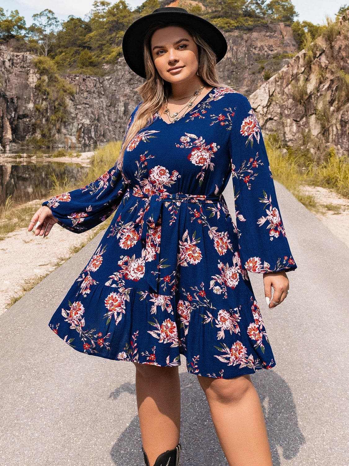 Trendsi Plus size v-neck long sleeve dress