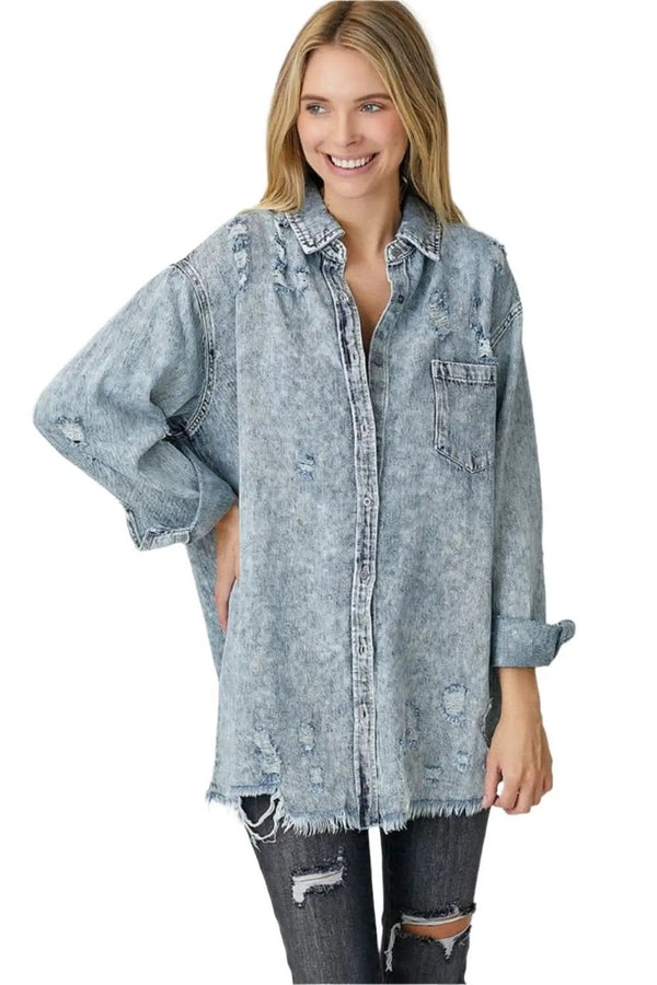 Trendsi Premium Risen distressed raw hem shirt