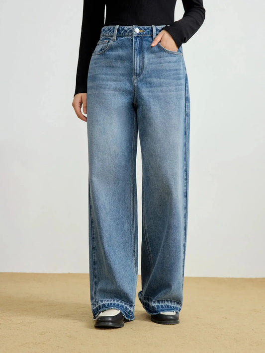 Loran High-Rise Straight Jeans in Blue