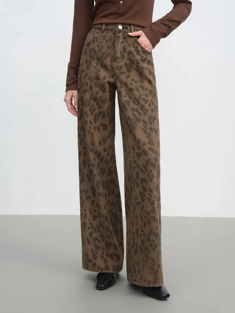 Loran High-Rise Straight-Leg Jeans in Brown