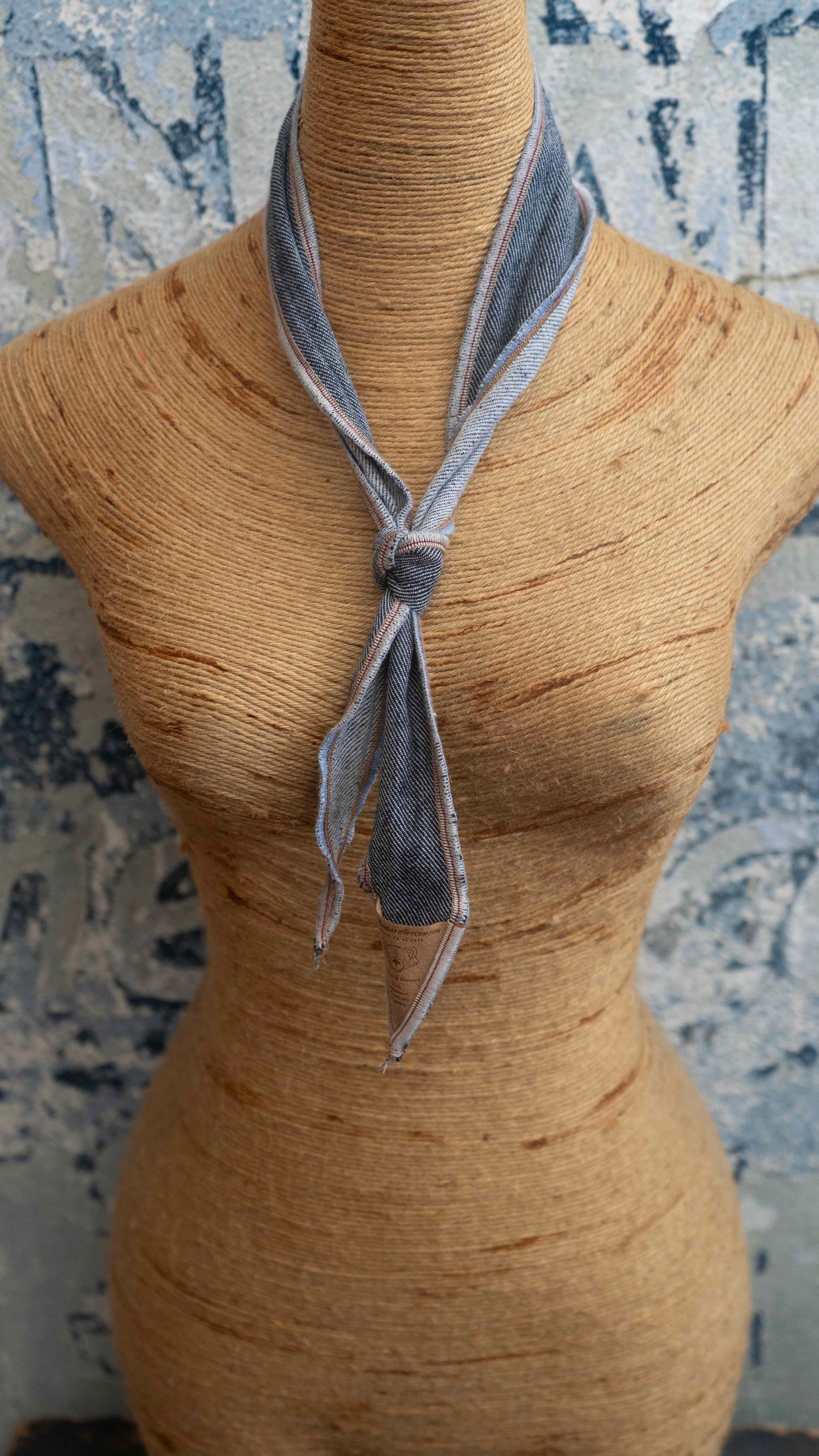 Tennis Tie Break Neck Scarf