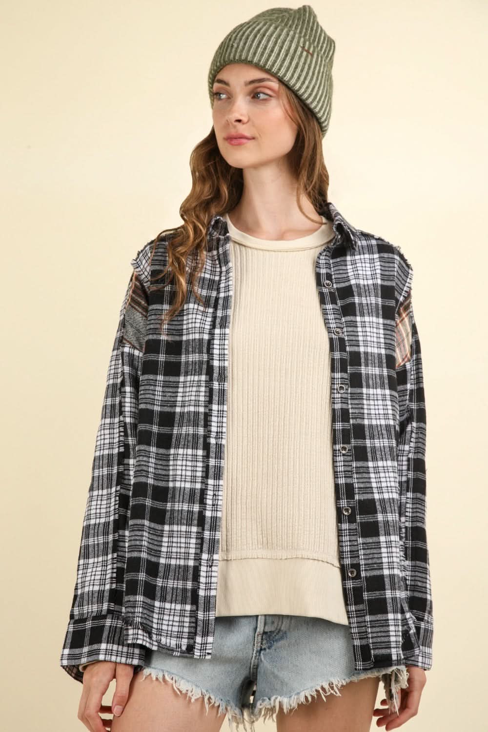 Women's Plaid Shirt - Casual Everyday - Button-Up Top