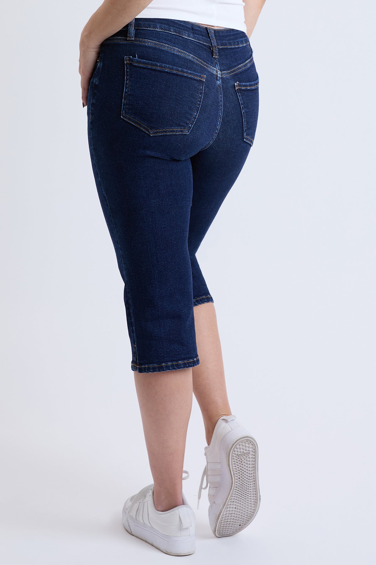 Women's Premium Stretch Essential Capri