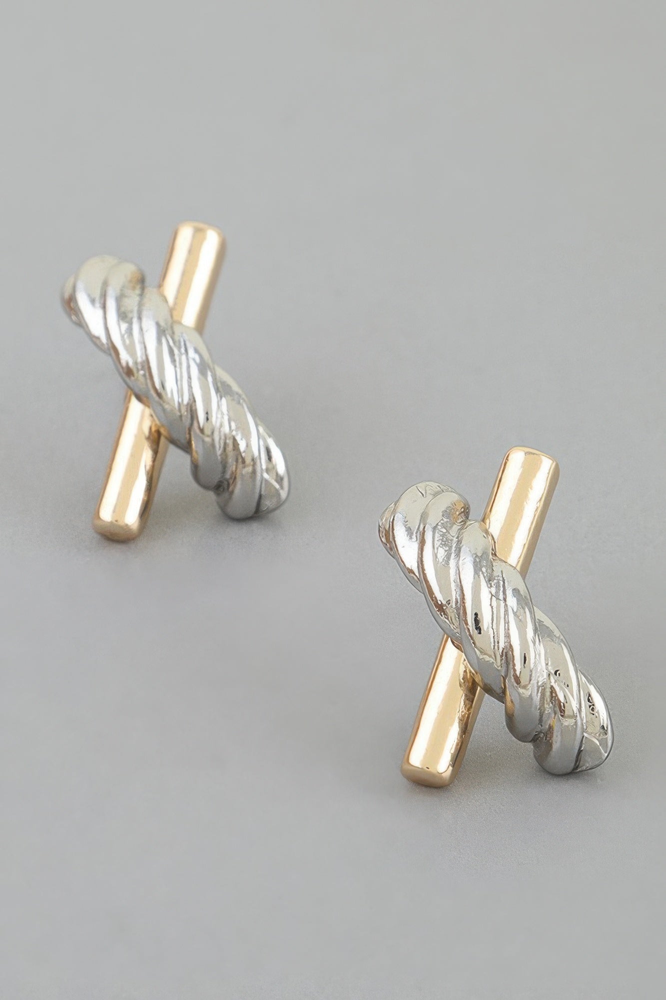 Women's Stud Earrings Two Toned Twisted X BYMANYC ® New York DUAL-FINISH CROSSOVER EARRINGS - New Collection