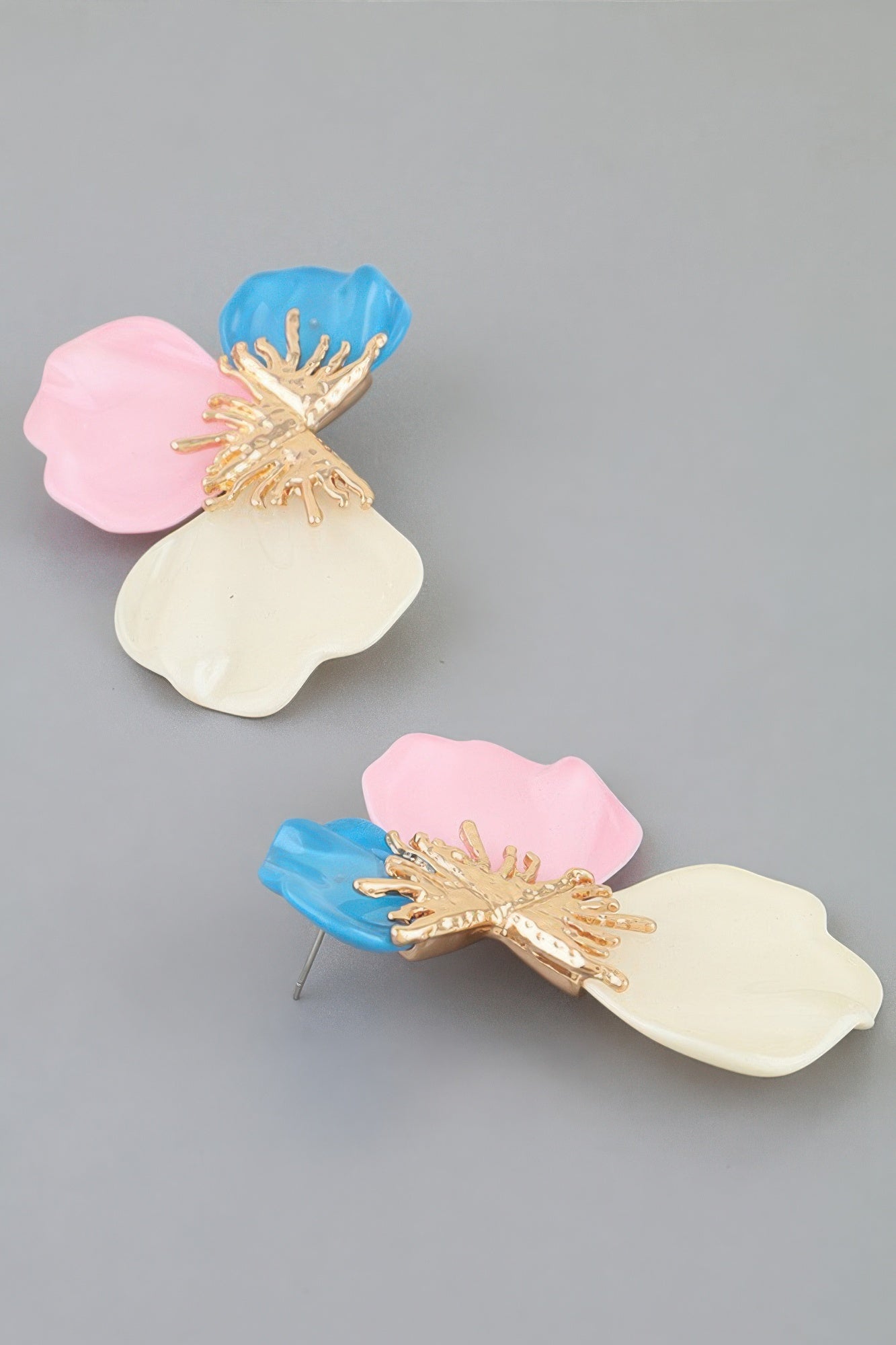 Women's Earrings Studs Floral BYMANYC ® New York HAMPTONS SCALE FLOWER - New Collection