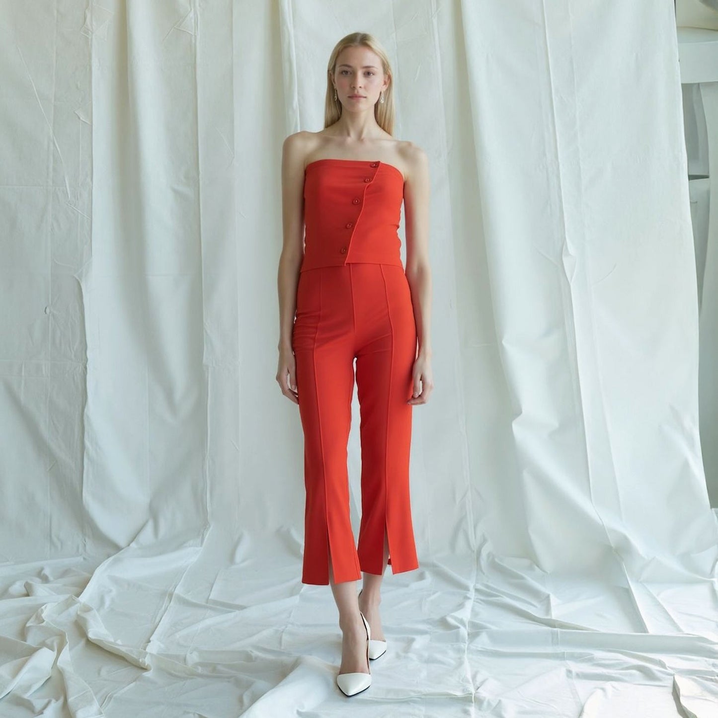 Women's High-Waisted Cropped Pants In Poppy Red