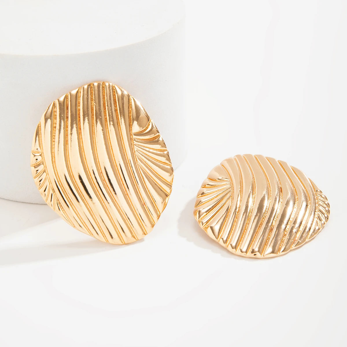 WOMEN'S EARRINGS Gold Color MADISON - BYMANYC ® New York