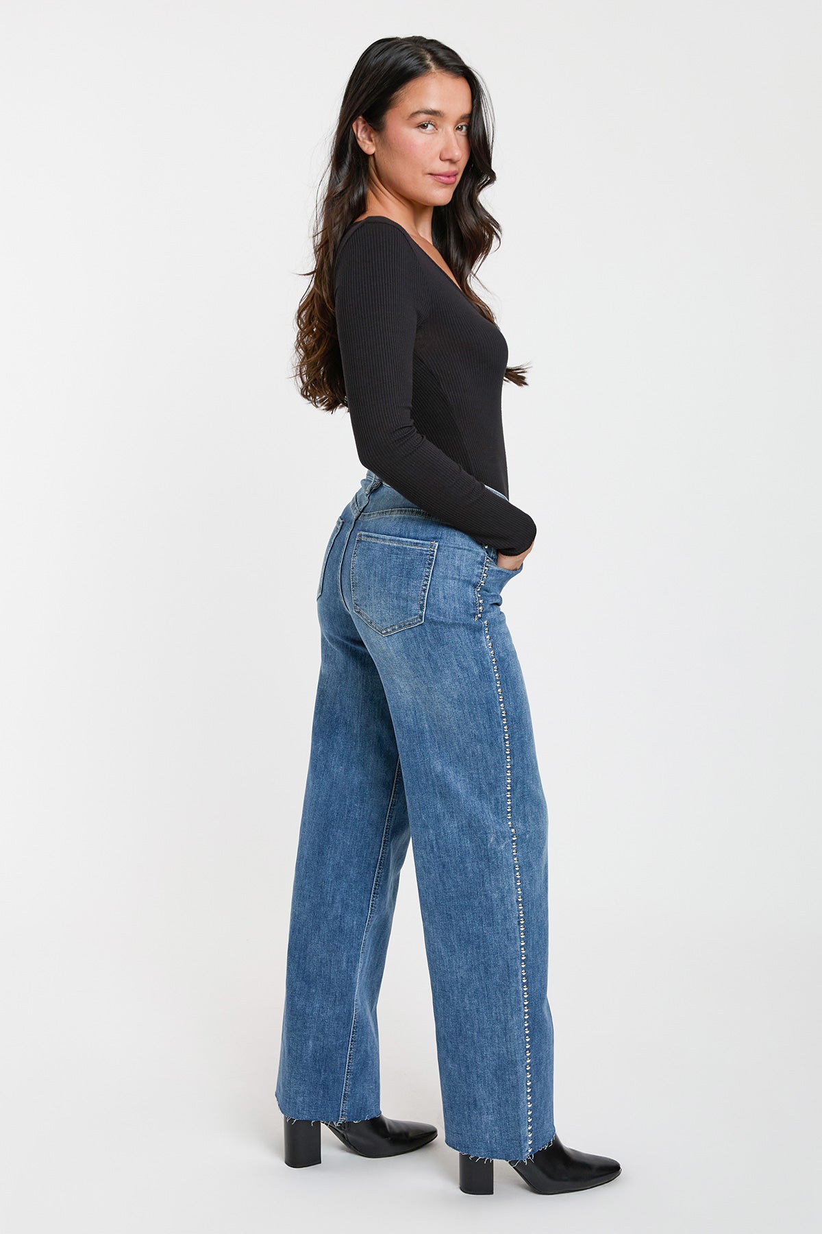 Women's Studded Wide Leg Jeans