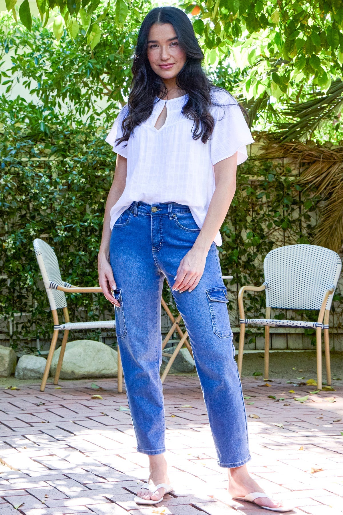 Women's High Rise Slim Straight Cargo Jeans