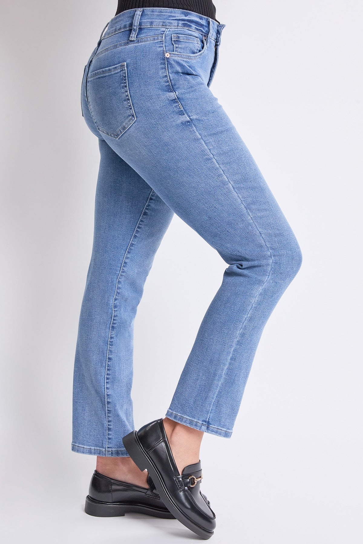 Women's High Rise Basic 5 Pocket Straight  Jeans