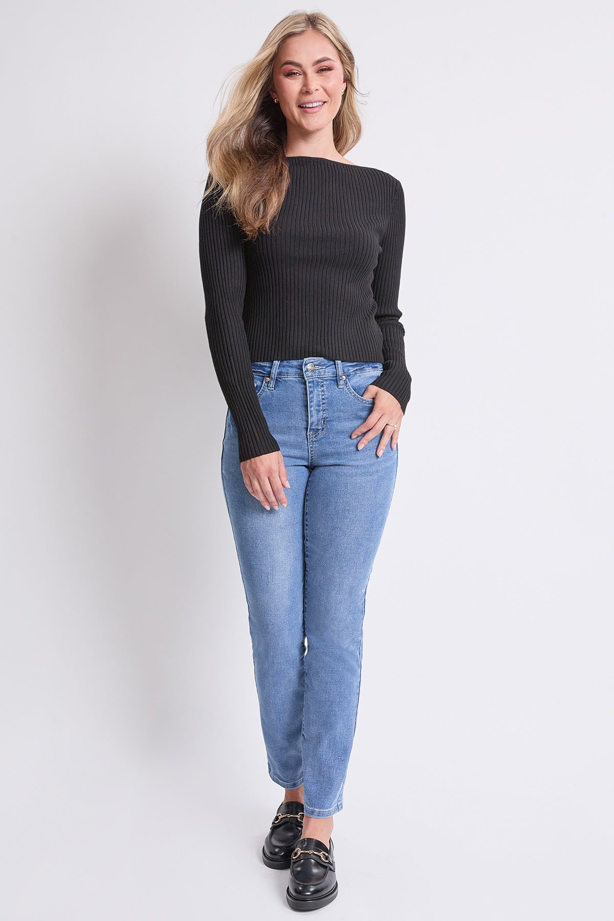 Women's High Rise Basic 5 Pocket Straight  Jeans