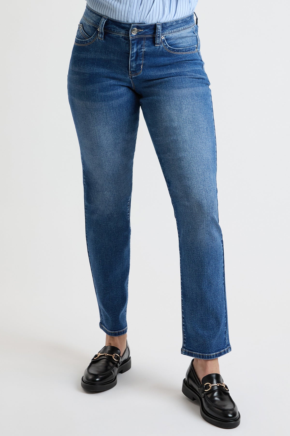 Women's High Rise Curve Confidence WannaBettaButt Straight Jeans