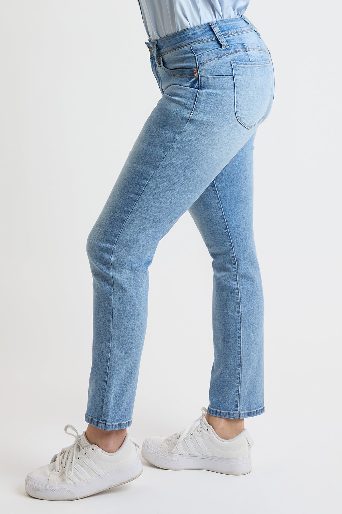 Women's High Rise Curve Confidence WannaBettaButt Straight Jeans