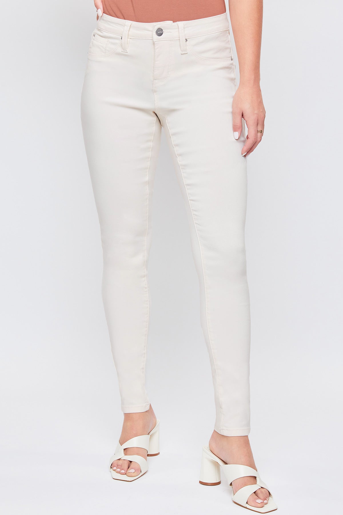Women's Hyperstretch Mid Rise Skinny Pants, Gardenia