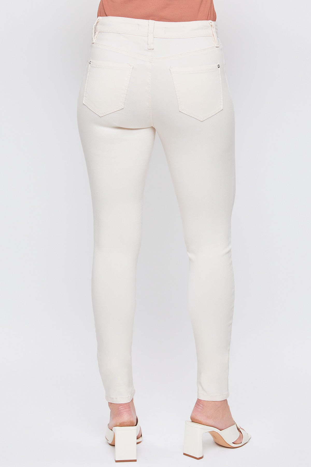 Women's Hyperstretch Mid Rise Skinny Pants, Gardenia