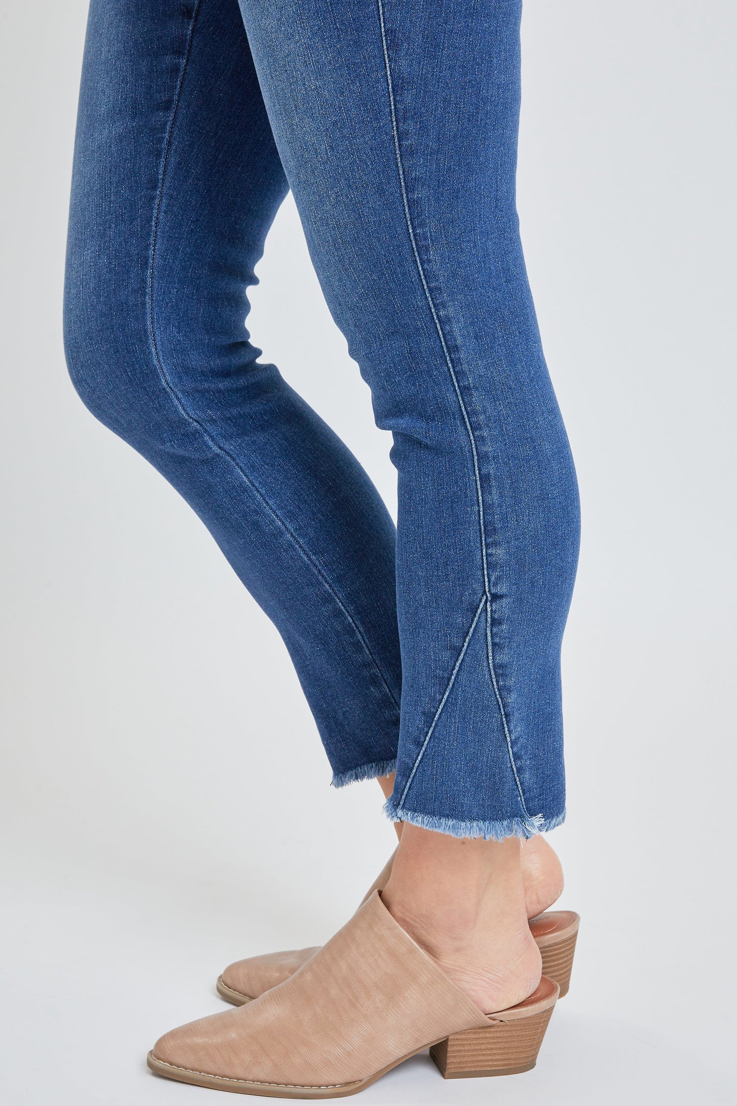 Women's Skinny  With Side Seam Insert Sustainable Jeans