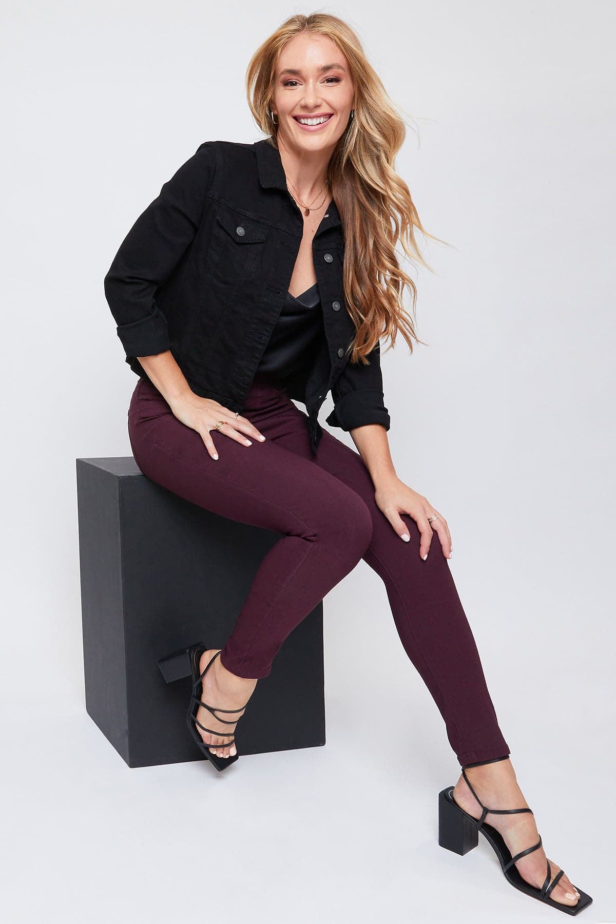 Women's Hyperstretch Mid Rise Jegging, Plum