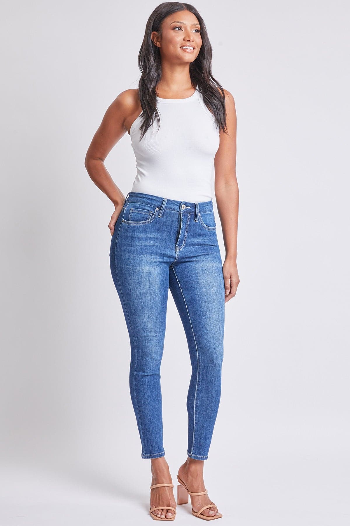 Women's Curvy Fit High Rise Skinny Jeans