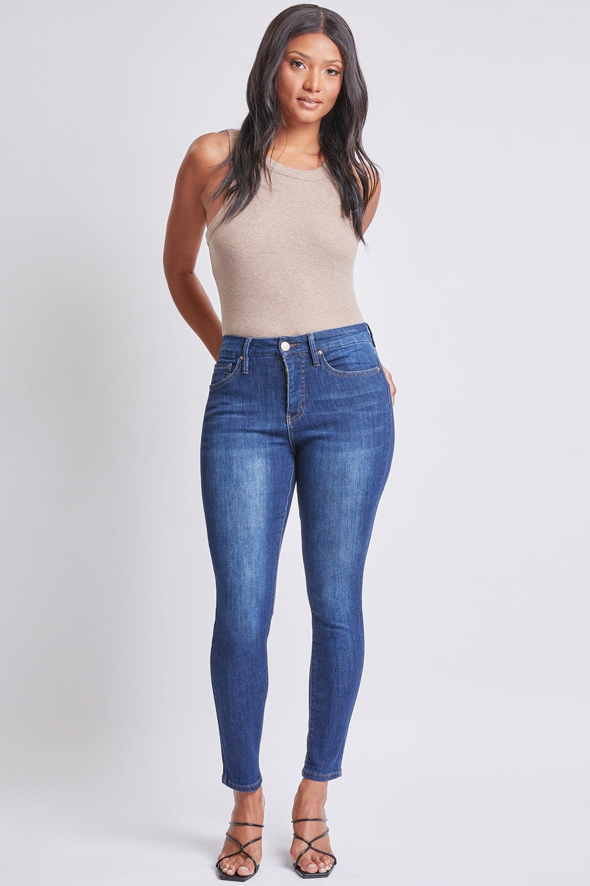 Women's Curvy Fit High Rise Skinny Jeans