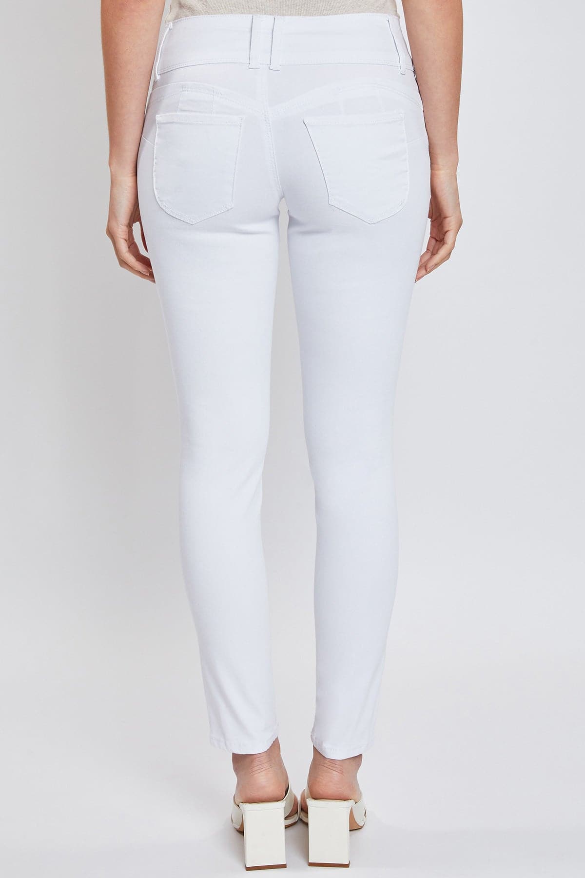 Women's 3 Button WannaBettaButt Skinny Ankle Jeans